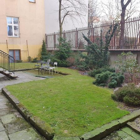Hello Aparthotels Krasków Eksteriør bilde