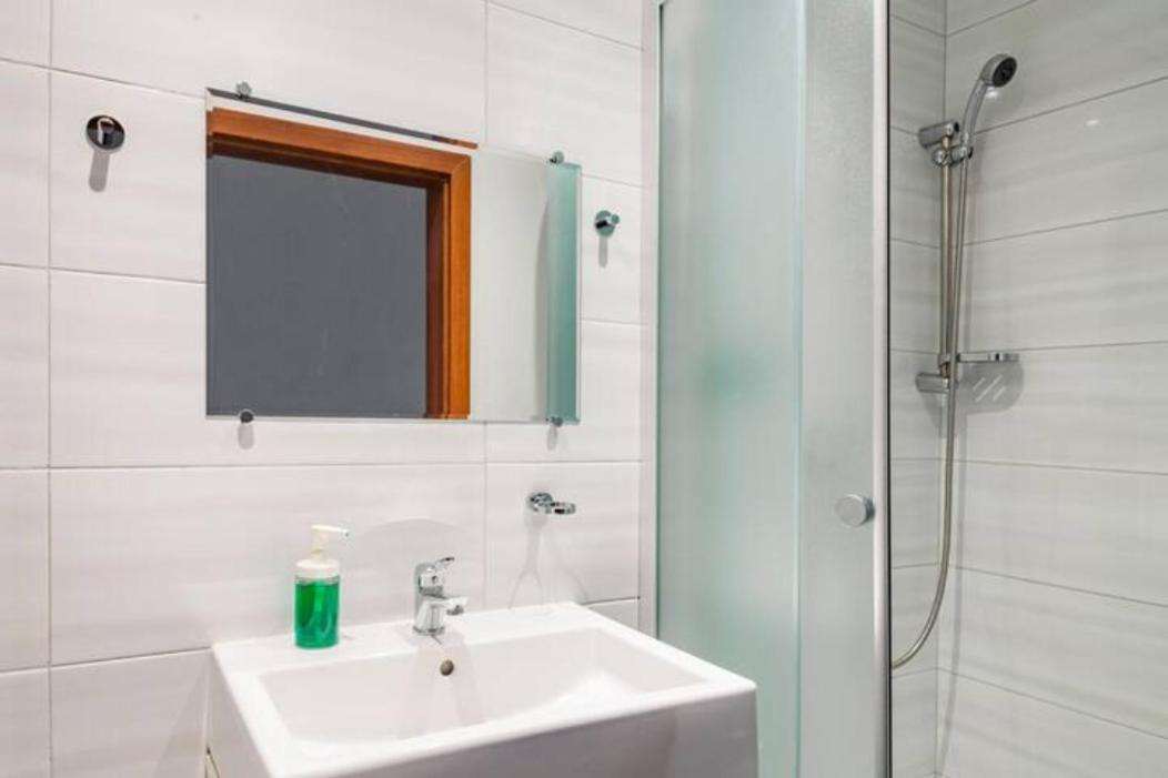 Hello Aparthotels Krasków Eksteriør bilde