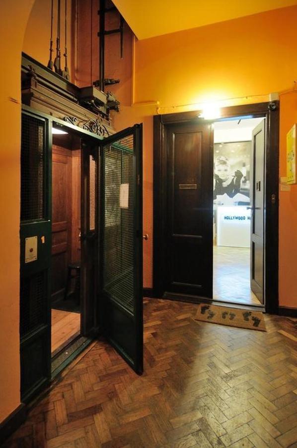 Hello Aparthotels Krasków Eksteriør bilde
